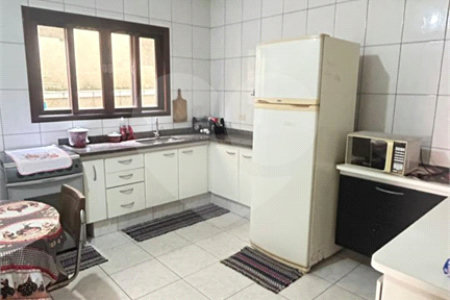 Sobrado à venda com 5 quartos em Pununduva, Cotia, SP