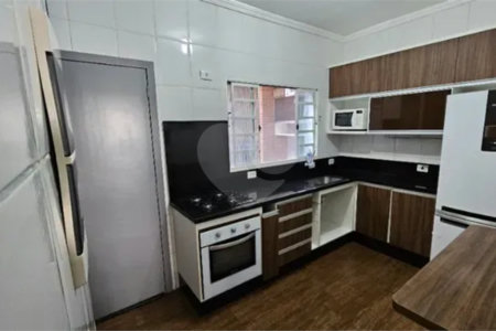 Casa à venda com 3 quartos, sendo 1 suíte, em Loteamento Residencial Vista Linda, São José dos Campos, SP
