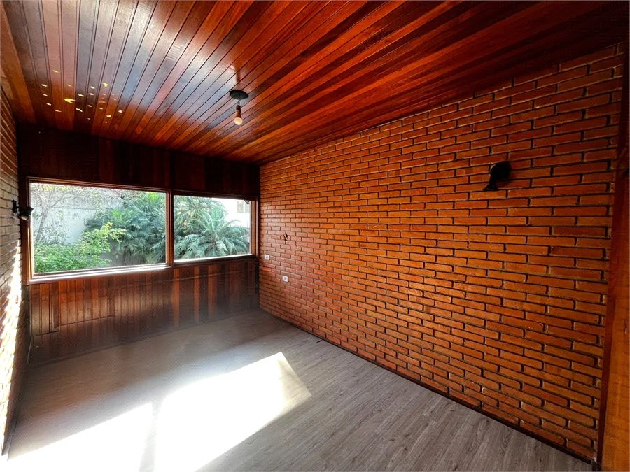 Sobrado à venda com 3 quartos, sendo 1 suíte, em Rolinópolis, São Paulo, SP
