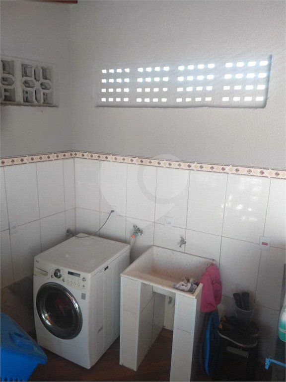 Sobrado à venda com 3 quartos em Jardim Helena, Ferraz de Vasconcelos, SP