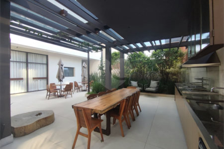 Apartamento à venda com 4 suítes em Jardim Leonor, São Paulo, SP