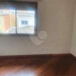 Casa à venda com 4 quartos, sendo 2 suítes,  no condomínio Lake Louise, São Paulo - SP