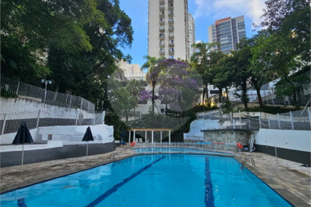 Casa à venda com 3 quartos, sendo 1 suíte, no condomínio Jconde de Irajá, São Paulo - SP