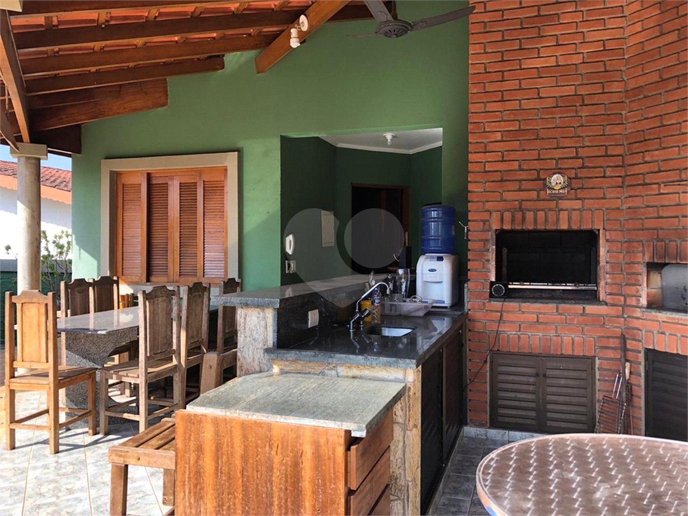 Casa à venda com 4 quartos, sendo 2 suítes, em Loteamento Loanda, Atibaia, SP