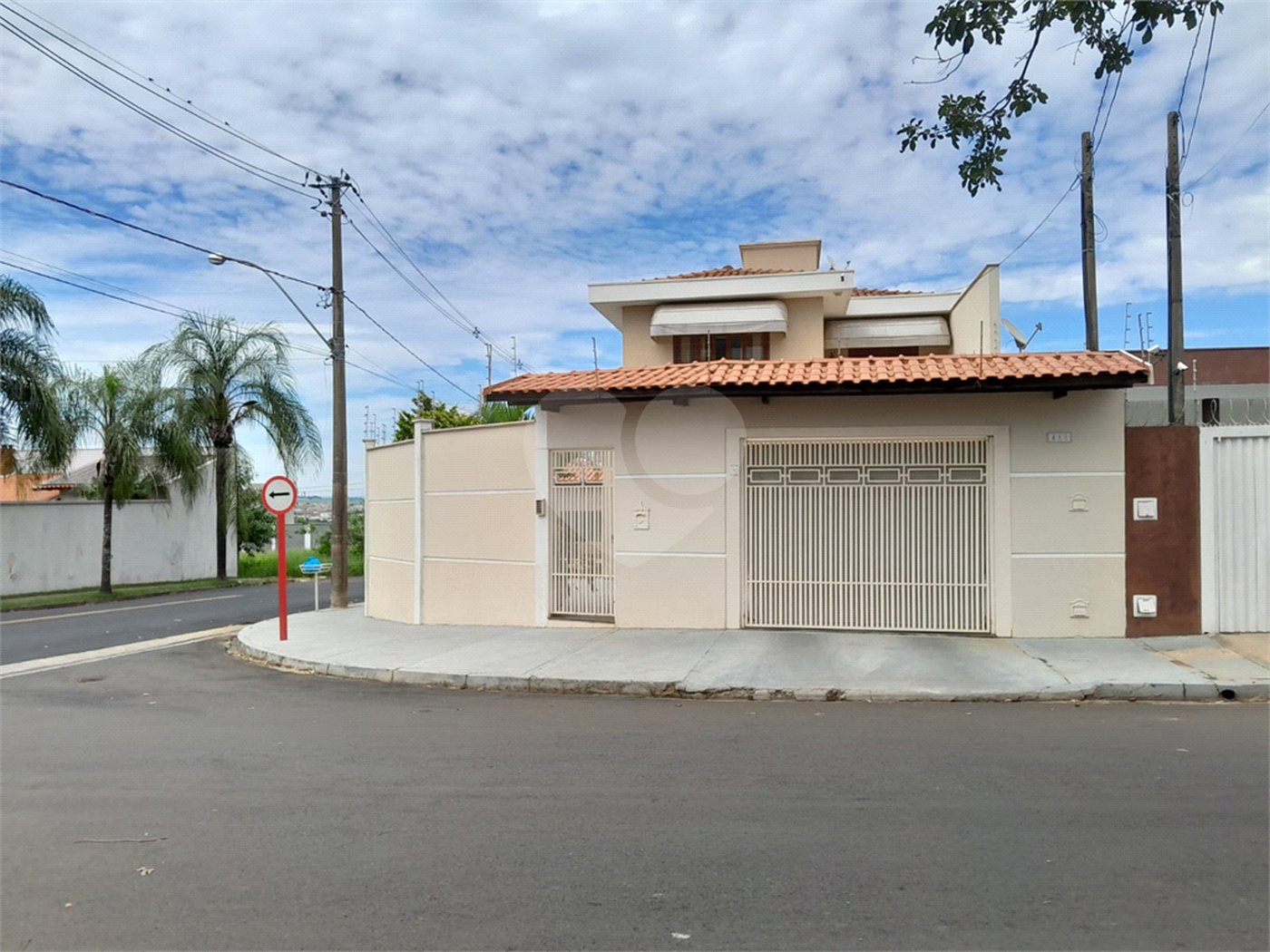 Casa para venda no Planalto Paraíso.