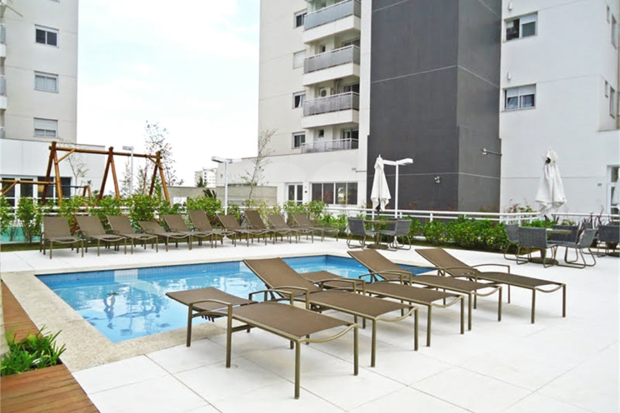 Apartamento à venda com 3 suítes em Santa Teresinha, São Paulo, SP