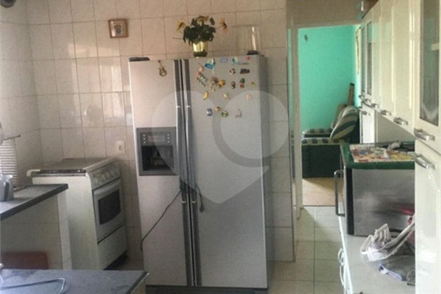 Casa à venda com 3 quartos em Campo Limpo, São Paulo, SP