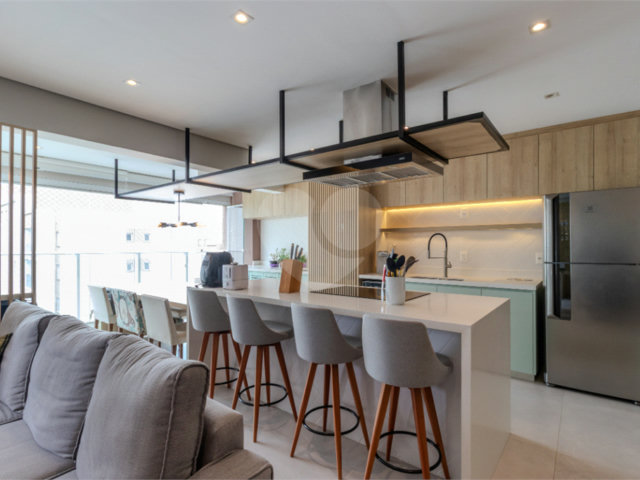 Apartamento à venda com 2 quartos, sendo 1 suíte,  em Chácara Santo Antônio, São Paulo, SP