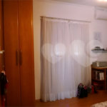 Casa de Vila à venda com 3 quartos, sendo 1 suíte, em Vila Aurora (zona Norte), São Paulo, SP