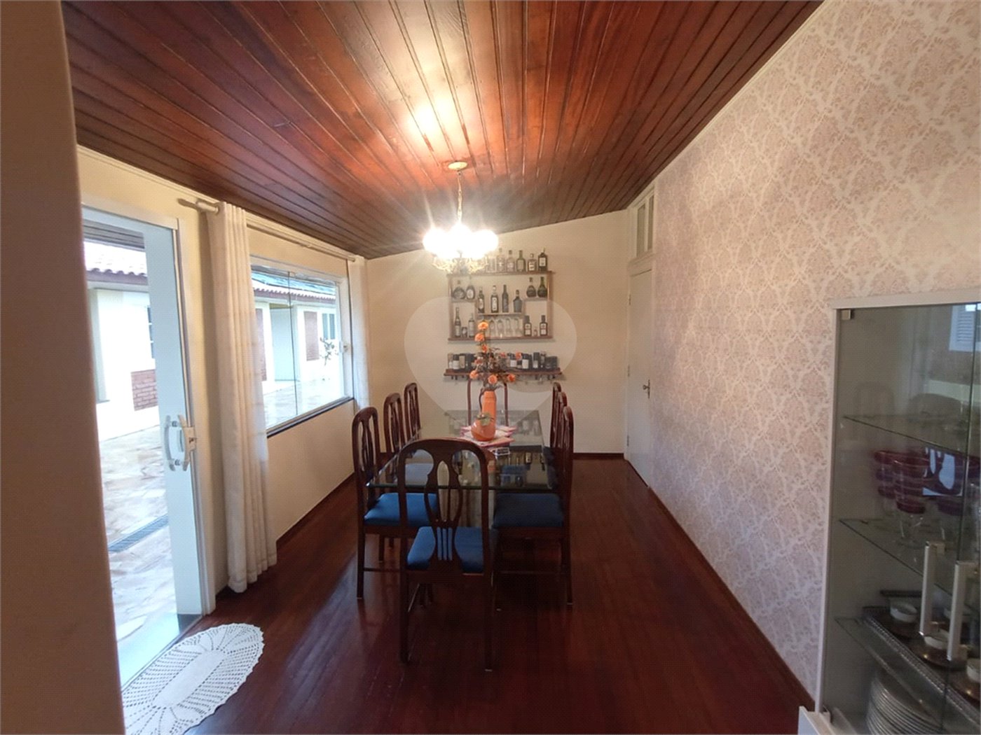 Casa à venda com 4 quartos, sendo 3 suítes,  no Centro, Itapetininga, SP