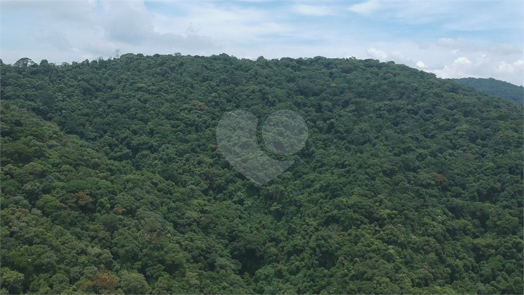Casa à venda com 3 suítes no condomínio Alpes da Cantareira, Mairiporã - SP