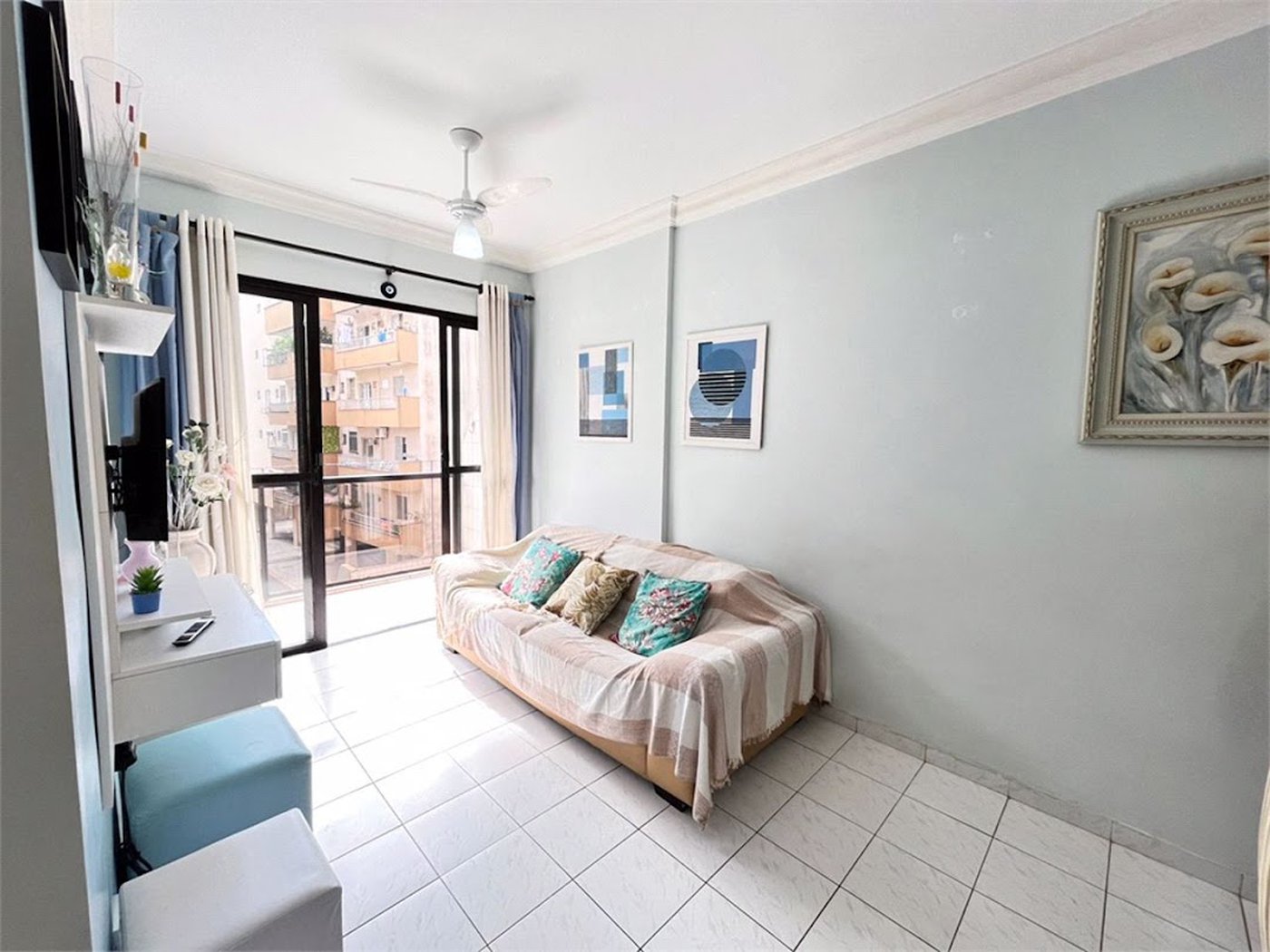 Apartamento com 1 dormitório à venda, 52 m² por R$ 265.000,00 - Jardim Três Marias - Guarujá/SP