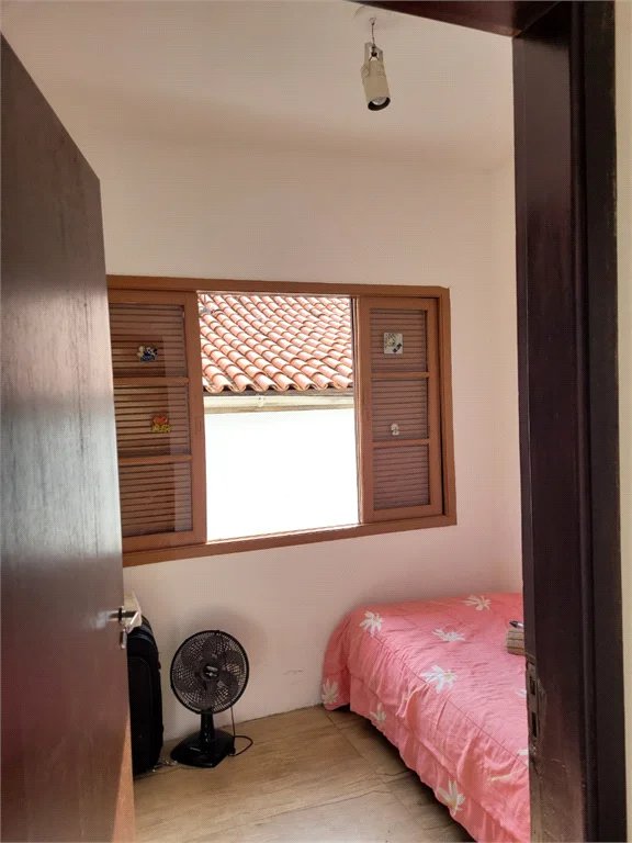 Sobrado à venda com 4 quartos, sendo 2 suítes, em Vila Madalena, São Paulo, SP