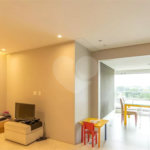 Apartamento à venda com 3 quartos, sendo 1 suíte, em Vila Anastácio, São Paulo, SP