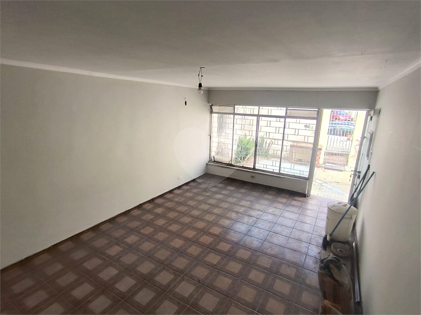Sobrado à venda com 3 quartos, sendo 1 suíte, em Tremembé, São Paulo, SP