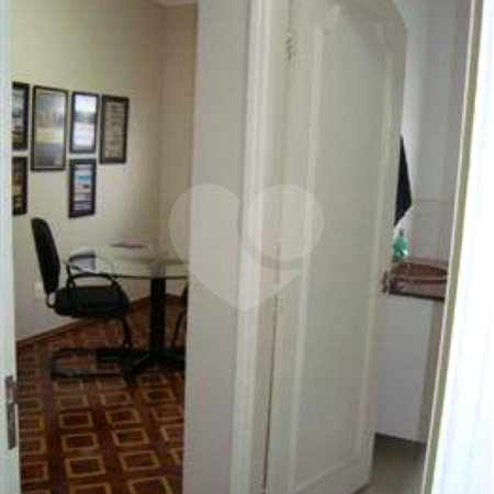 Casa à venda com 4 quartos, sendo 3 suítes, em Vila Alpina, Santo André, SP