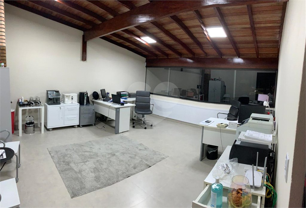 Casa à venda com 3 suítes em Vila Amorim, Suzano, SP