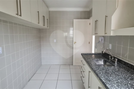 Apartamento para alugar com 3 quartos, sendo 1 suíte, em Chácara Santo Antônio, São Paulo, SP