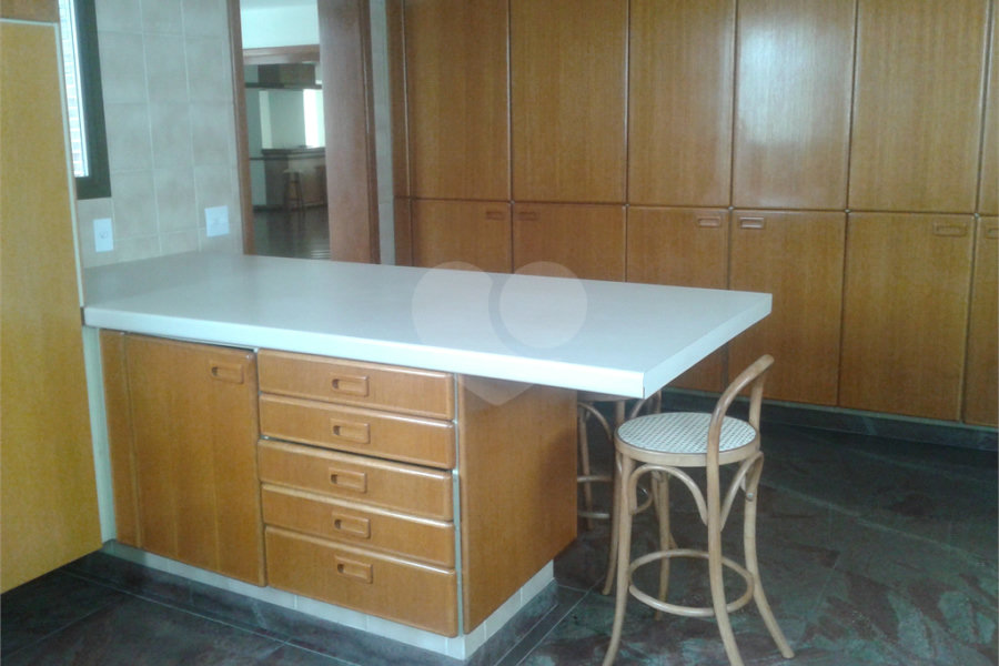 Apartamento à venda com 4 quartos, sendo 3 suítes, em Santana, São Paulo, SP