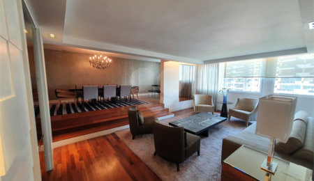 Apartamento à venda com 3 quartos, sendo 2 suítes, em Alto da Boa Vista, São Paulo, SP