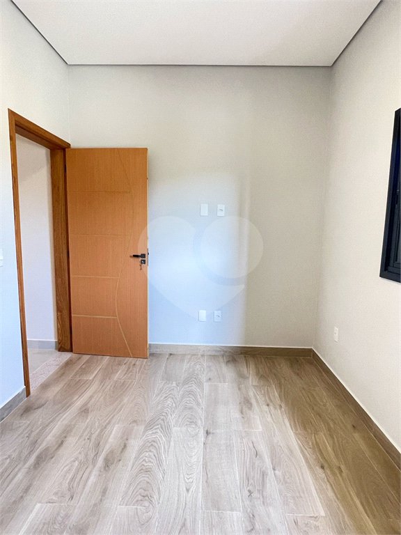 Casa à venda com 3 quartos, sendo 1 suíte, no condomínio Horto Florestal Iii, Sorocaba - SP