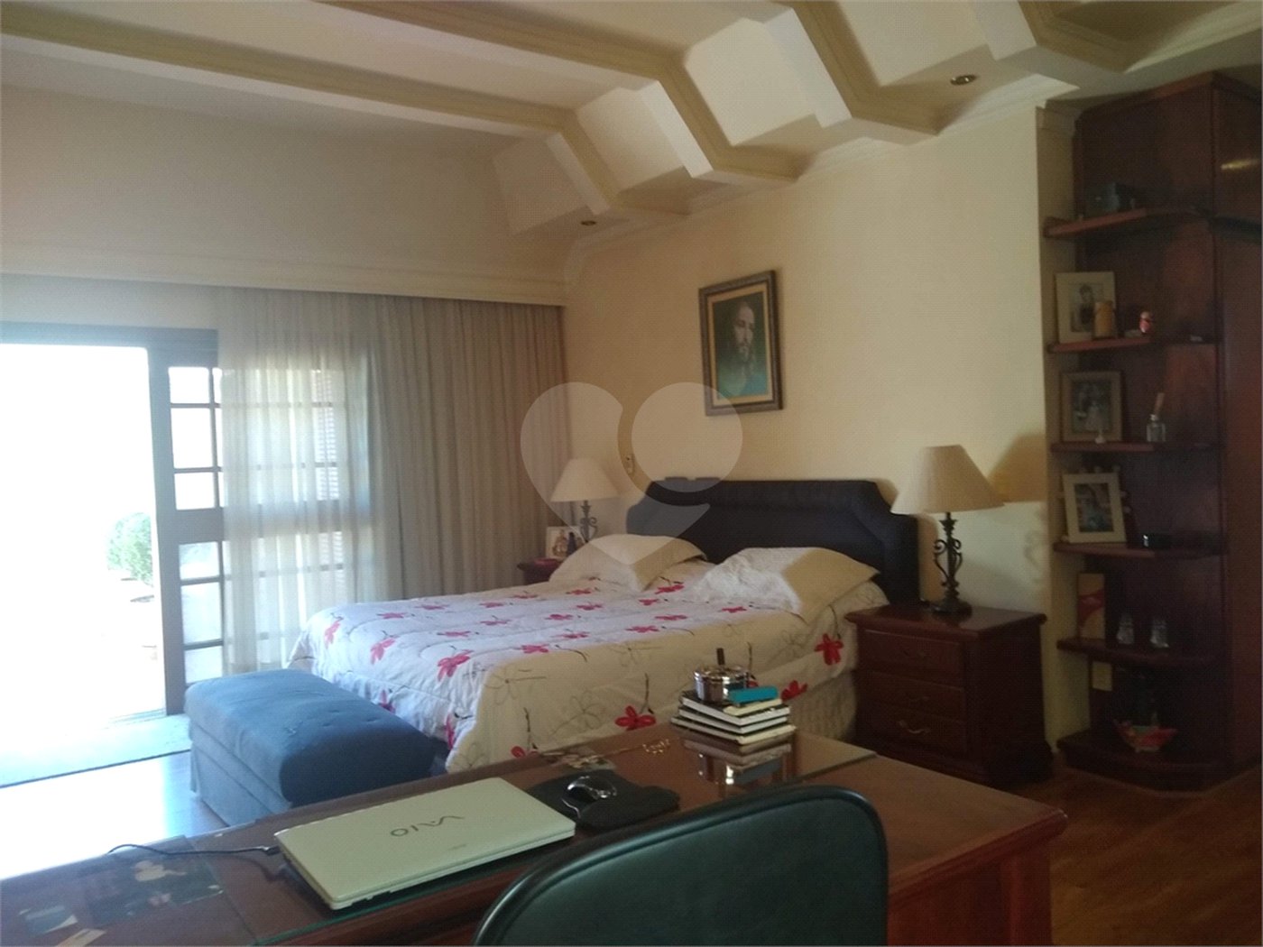 Casa à venda com 4 quartos, sendo 2 suítes, no condomínio Osato, Atibaia - SP