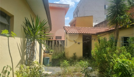 Casa Térrea à venda com 4 quartos em Vila Nivi, São Paulo, SP