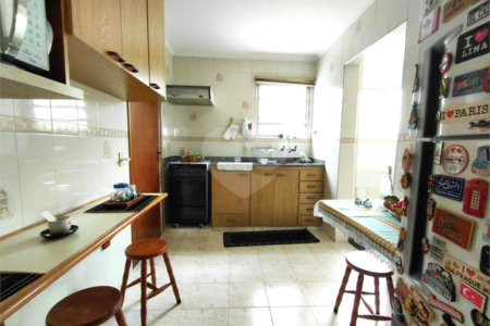 Apartamento à venda com 3 quartos em Vila Romana, São Paulo, SP