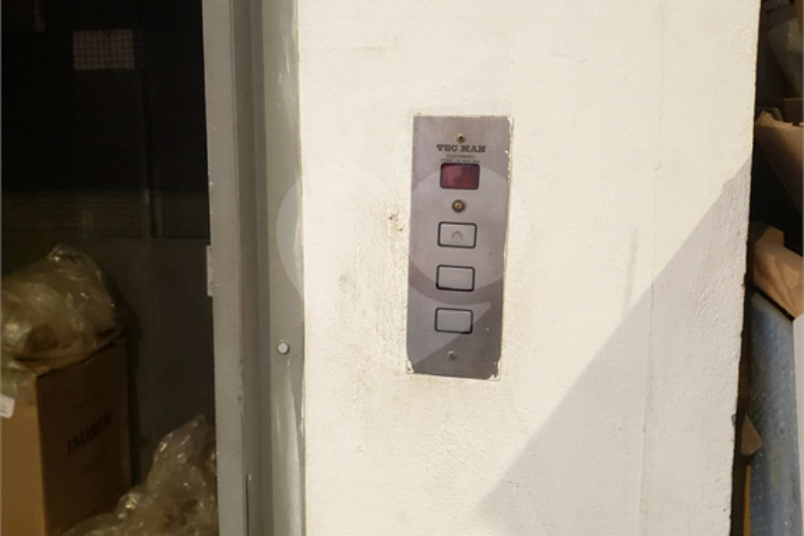 Prédio à venda em Santana, São Paulo, SP
