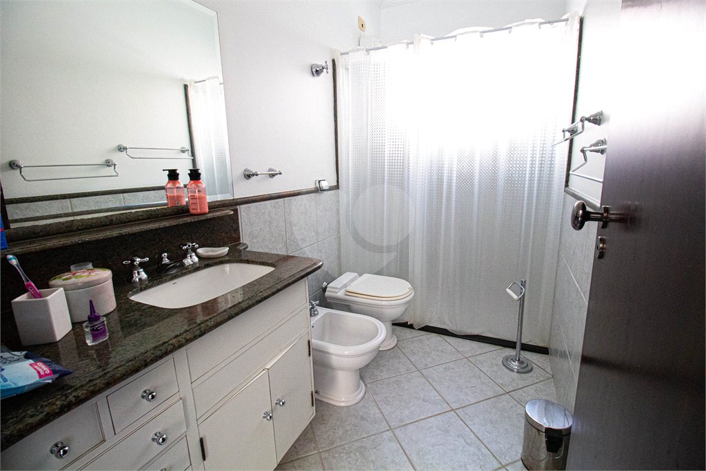Casa à venda com 1 quarto, sendo 3 suítes, em Esplanada Mendes Moraes, São Roque, SP