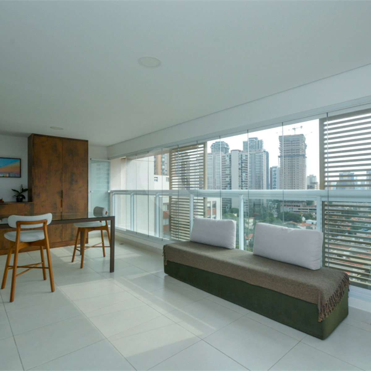 Apartamento à venda com 3 suítes em Brooklin, São Paulo, SP
