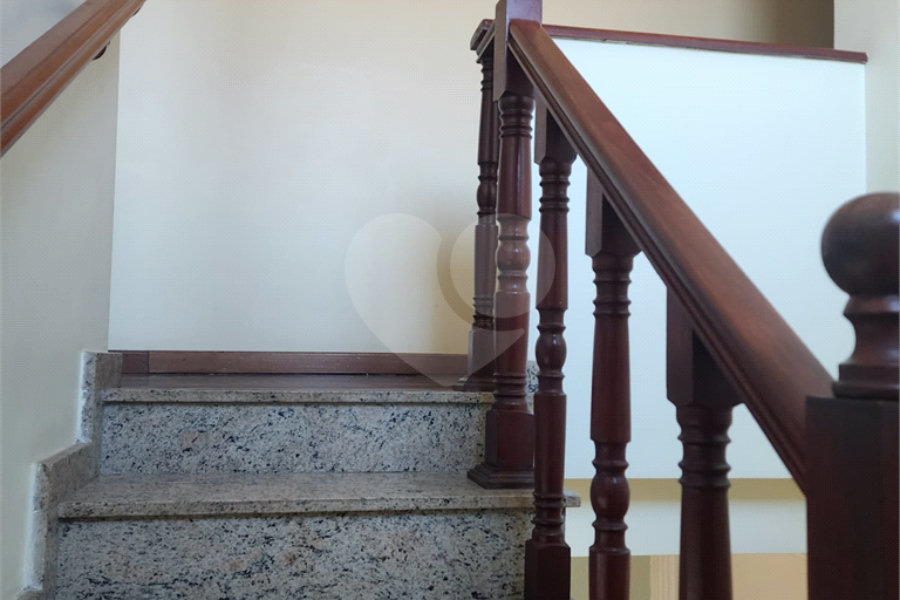 Sobrado à venda com 4 quartos, sendo 3 suítes, em Jaçanã, São Paulo, SP