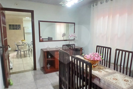 Casa à venda com 3 quartos, sendo 1 suíte, em Vila Rica, São Paulo, SP