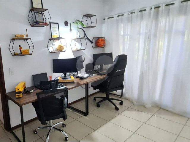 Sobrado à venda com 5 quartos, sendo 3 suítes,  em Roseira, Mairiporã, SP
