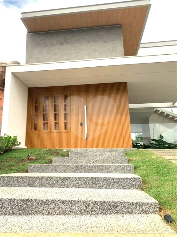 Casa à venda com 3 suítes no condomínio Residencial London Park, Indaiatuba - SP