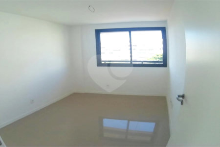 Cobertura à venda com 2 quartos, sendo 1 suíte,  em Tijuca, Rio de Janeiro, RJ