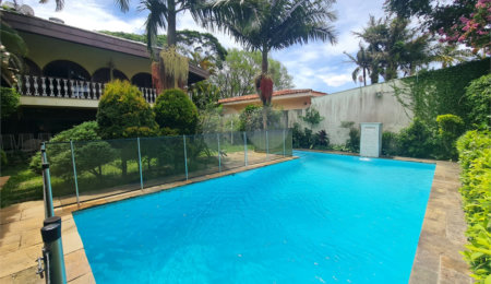 Casa à venda com 3 quartos, sendo 1 suíte, em Interlagos, São Paulo, SP