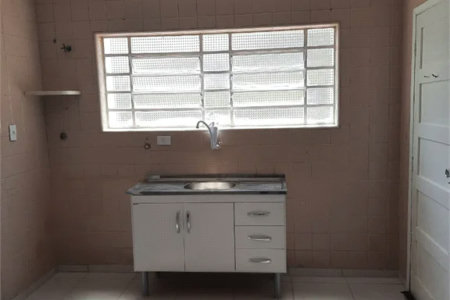 Sobrado à venda com 3 quartos em Vila Universitária, São Paulo, SP
