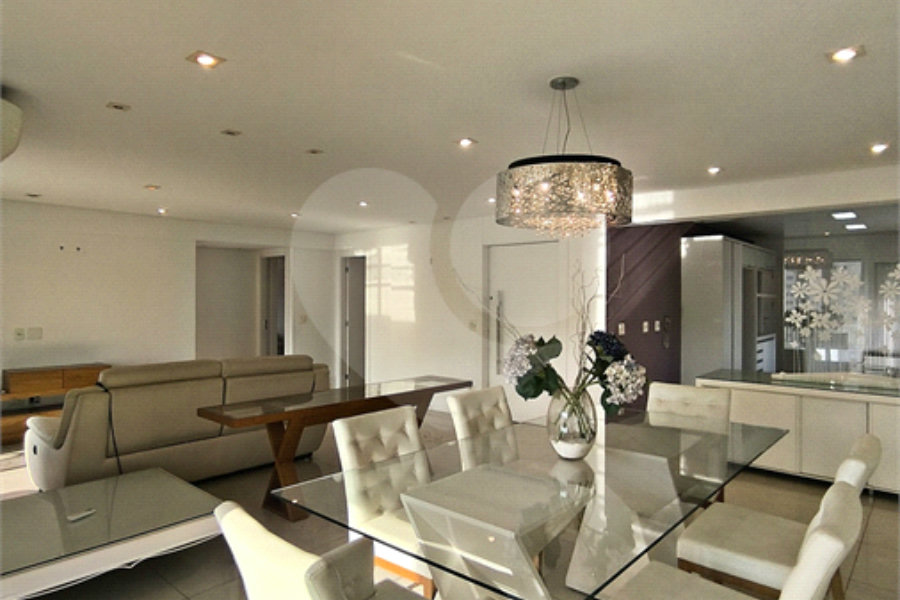 Apartamento à venda com 4 quartos, sendo 3 suítes, em Santana, São Paulo, SP