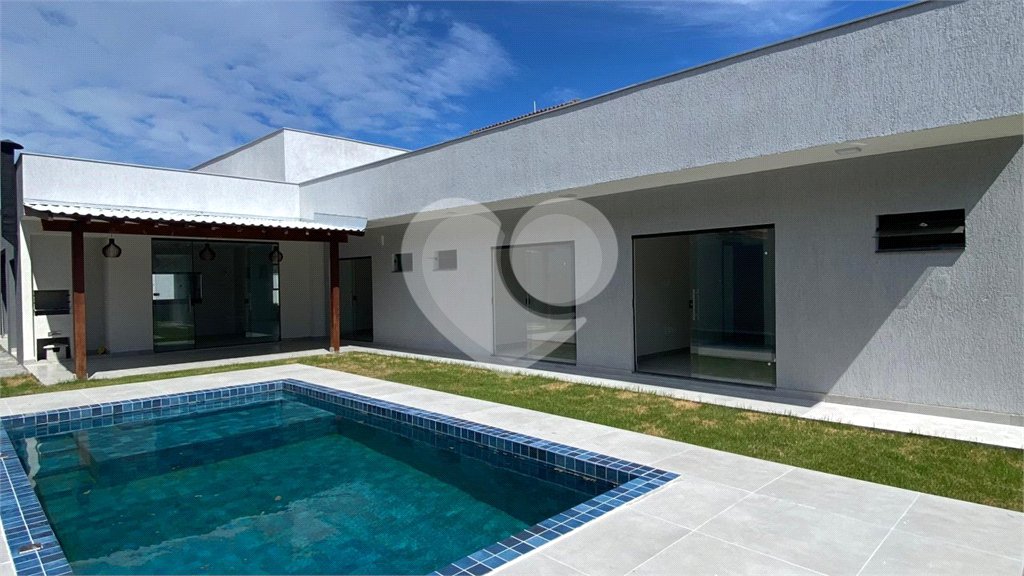 Casa à venda com 3 suítes em Orla Norte, Porto Seguro, BA