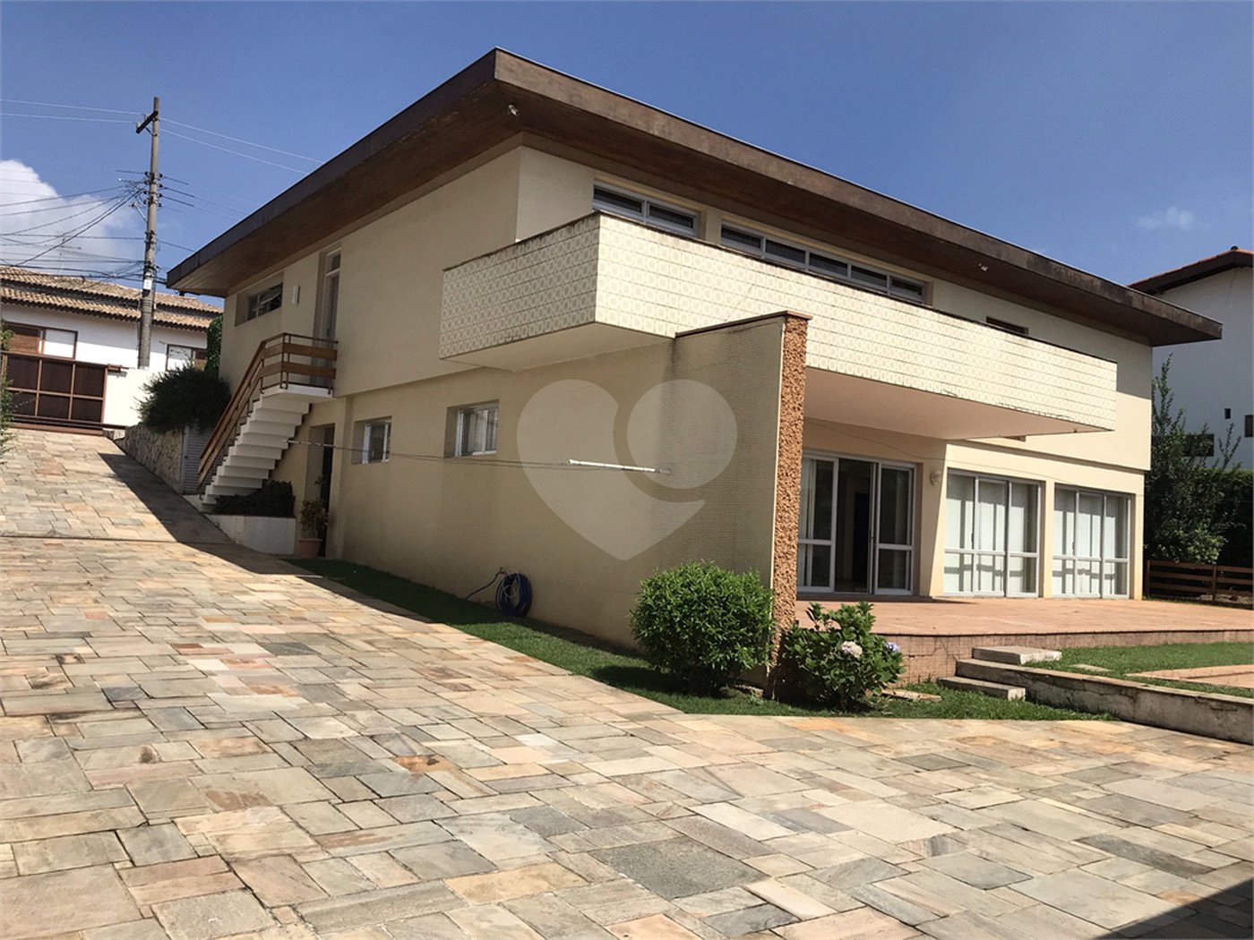 Sobrado à venda com 5 quartos, sendo 1 suíte, em Jardim São Bento, São Paulo, SP