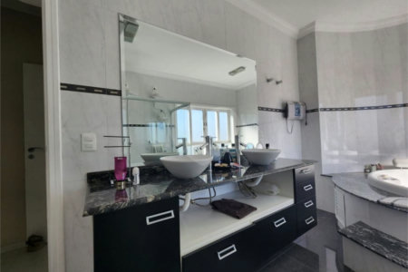Casa à venda com 3 suítes no condomínio Villagio Di Verona, Vinhedo - SP