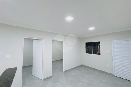 Apartamento à venda com 2 quartos em Lopes de Oliveira, Sorocaba, SP