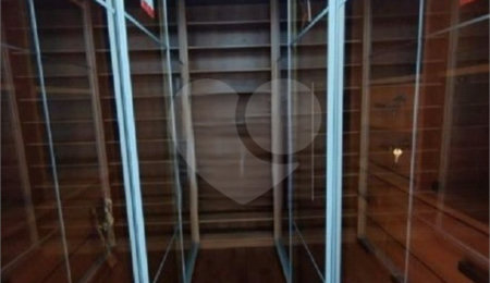 Casa à venda com 5 quartos, sendo 4 suítes,  em Parque dos Príncipes, São Paulo, SP