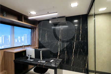 Sala à venda em Vila Mogilar, Mogi das Cruzes, SP