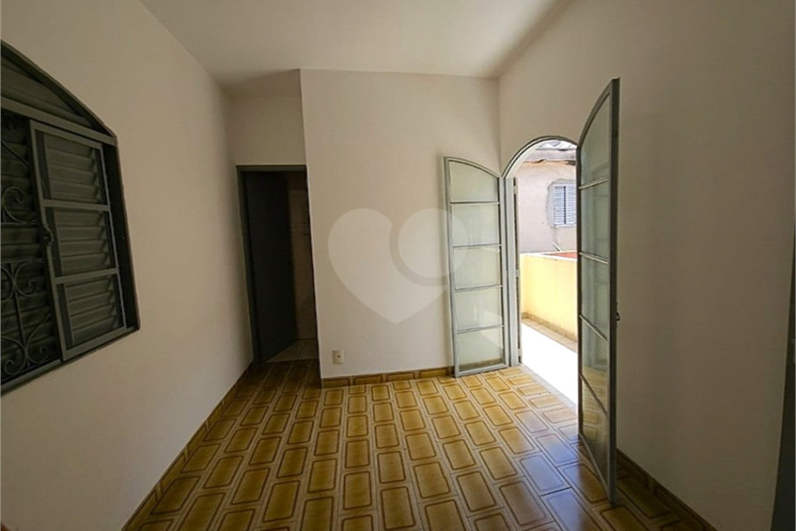Casa à venda com 3 quartos, sendo 1 suíte, em Imirim, São Paulo, SP