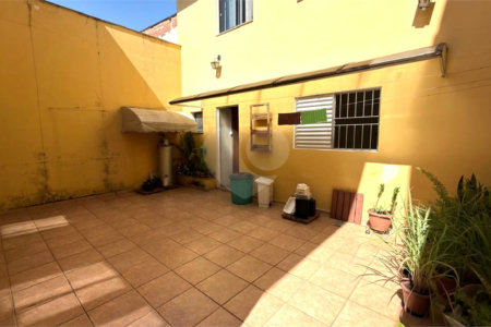 Sobrado à venda com 3 quartos, sendo 1 suíte, em Vila Darli, São Paulo, SP