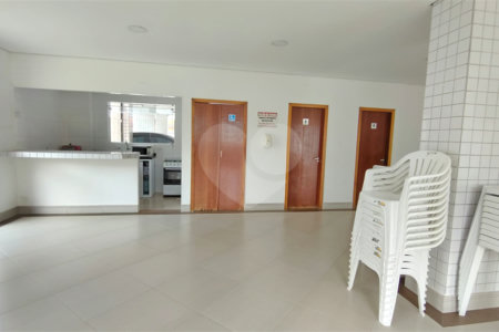 Apartamento à venda com 3 quartos, sendo 2 suítes, no Centro, Peruíbe, SP