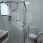 Casa para alugar com 4 quartos, sendo 3 suítes,  no condomínio Figueira Garden, Atibaia - SP