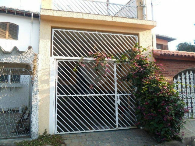 Sobrado à venda com 2 quartos em Tremembé, São Paulo, SP